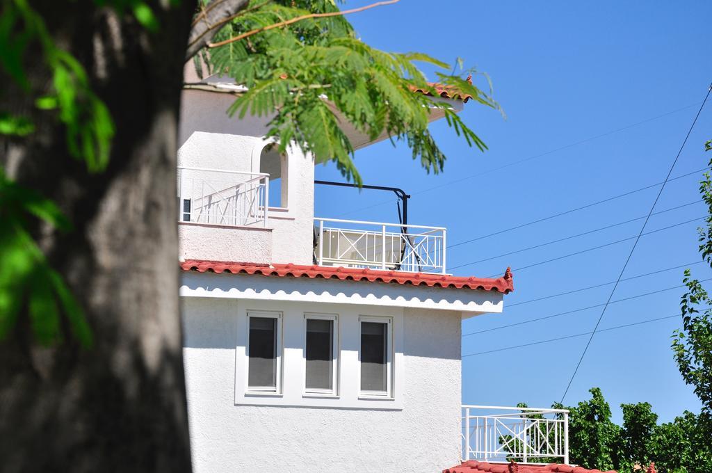 Phoenix Beachside Condos Kokkónion Dış mekan fotoğraf