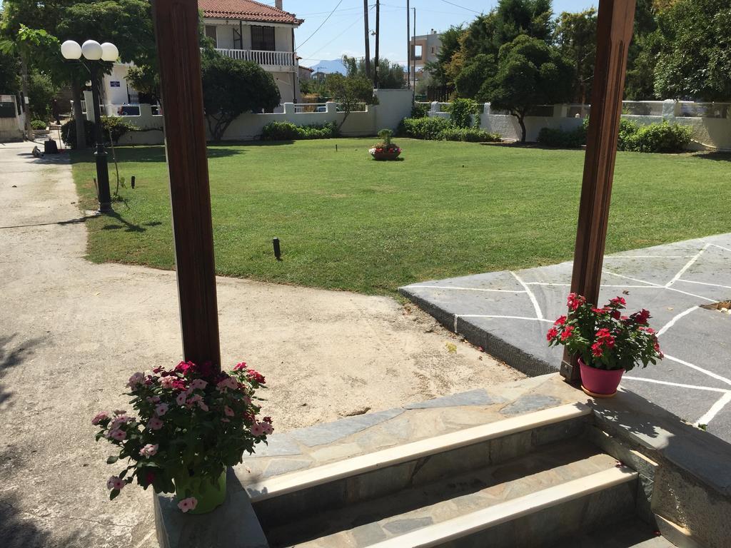 Phoenix Beachside Condos Kokkónion Dış mekan fotoğraf